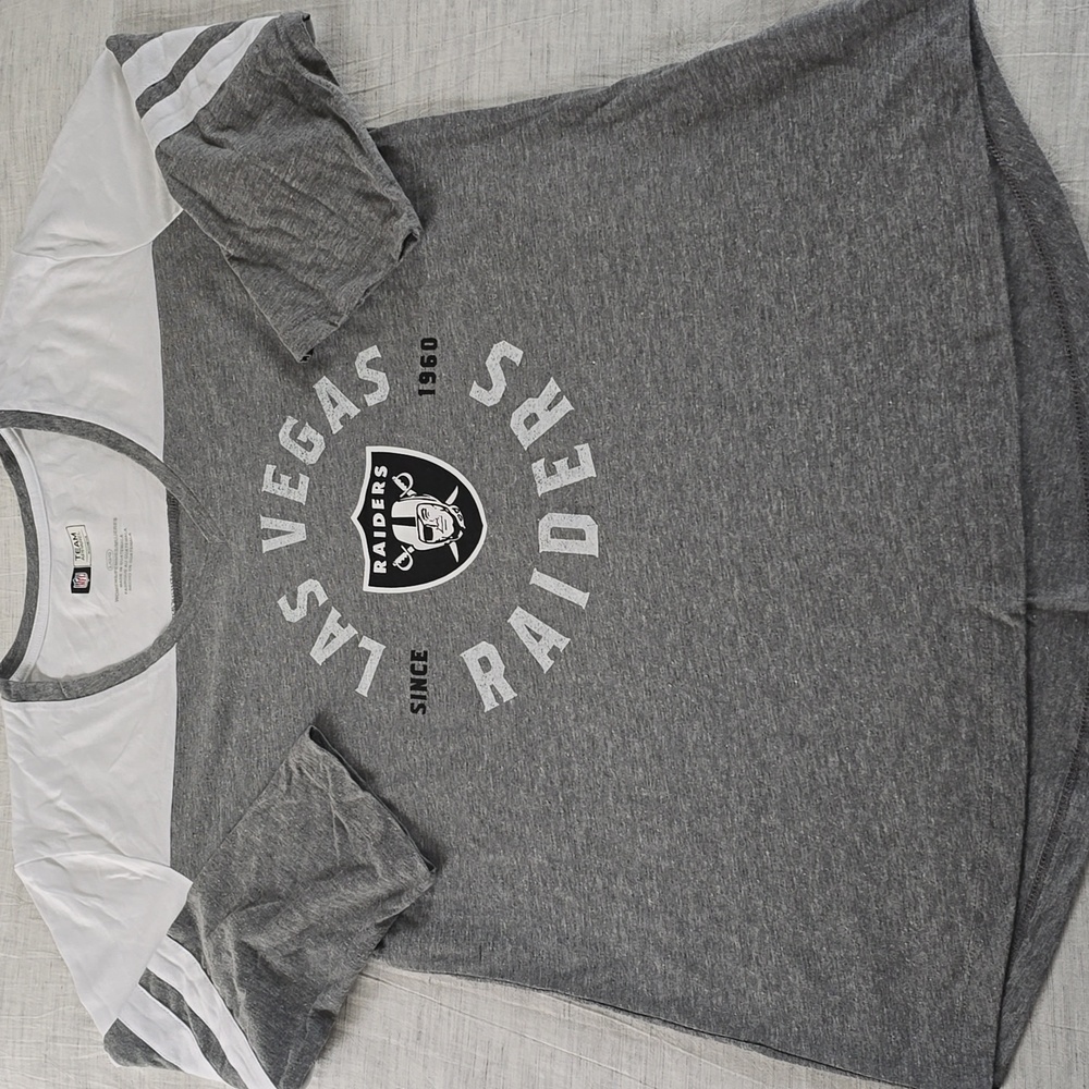 NFL Las Vegas Raiders Gray and White Long Sleeve Shirt